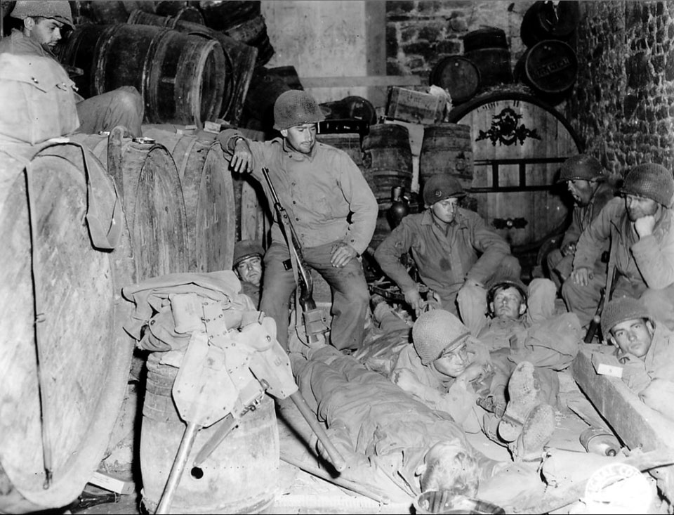 US Soldiers Taking Shelter