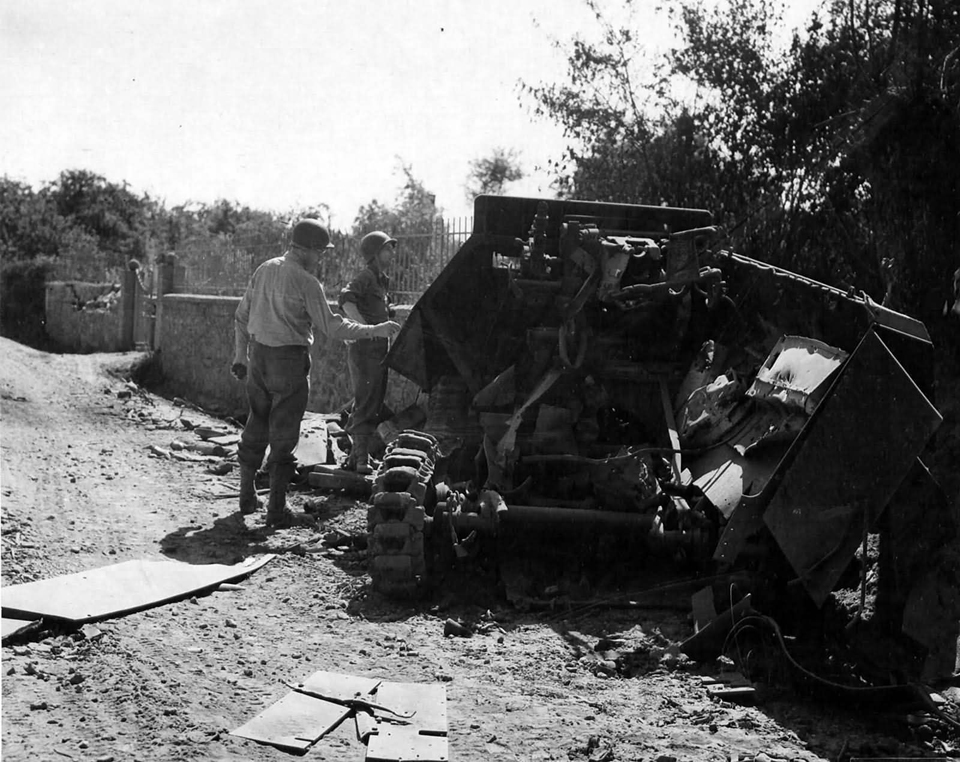 Destroyed <i>SdKfz 251</i>