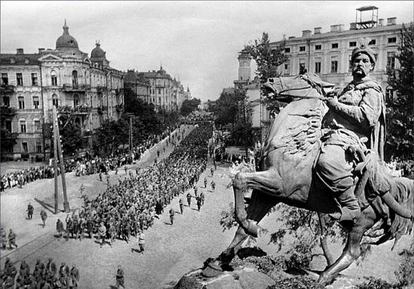 German POWs in Kiev