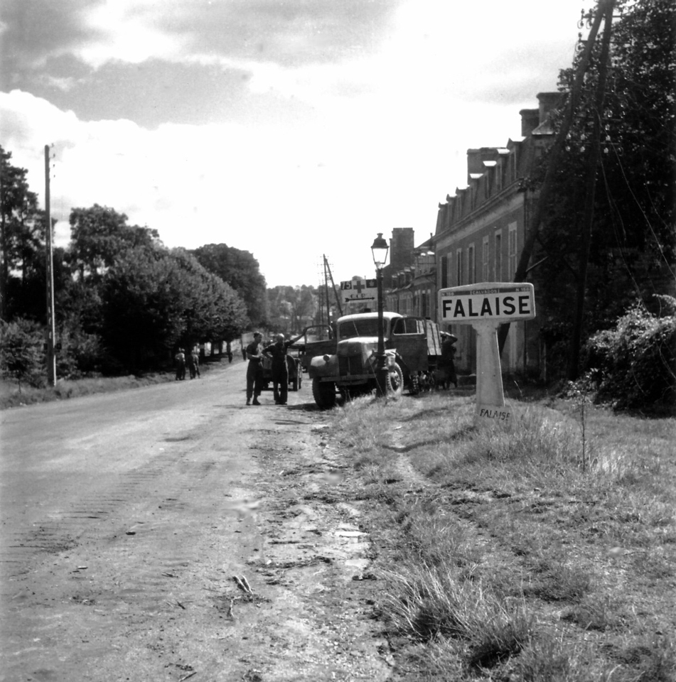 Canadian Troops in Falaise