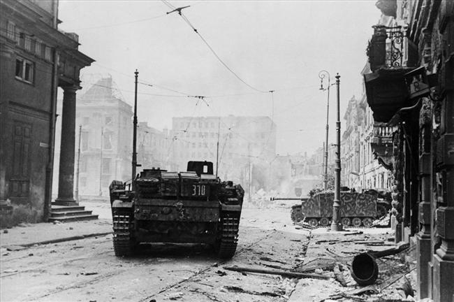 German Tank in Old Town Warsaw