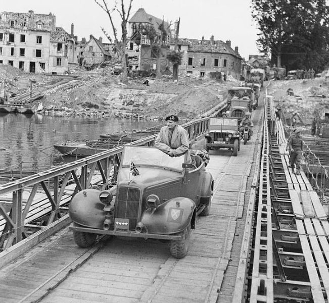 Montgomery Crosses the Seine