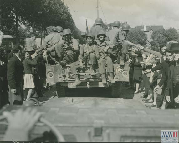 French Civilians Welcome US Troops