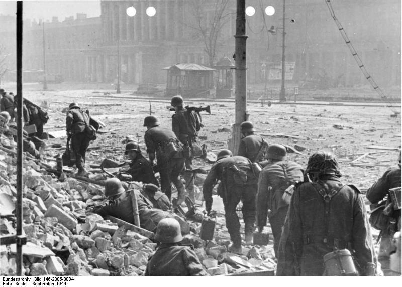 erman soldiers fighting the Polish resistance