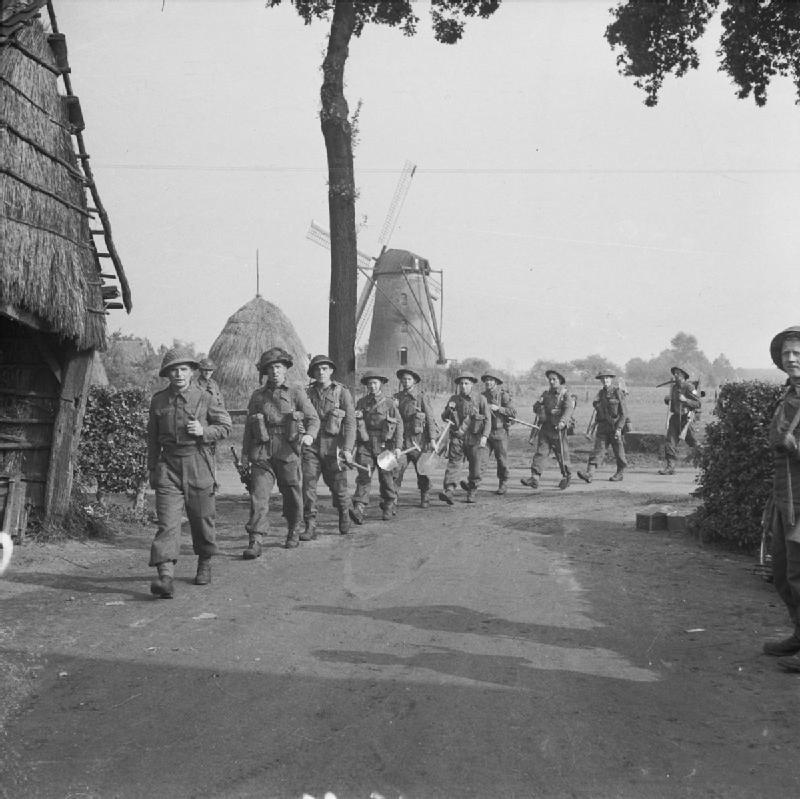 Kings Own Scottish Borderers Moving Up