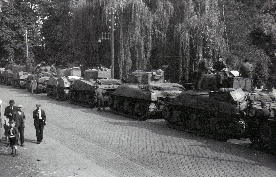 Tanks in the Village of Veghel