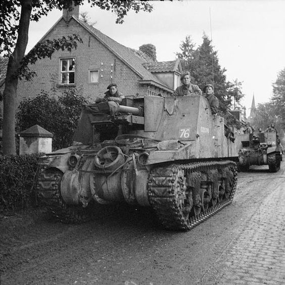 Self-propelled Guns Pass through Deurne