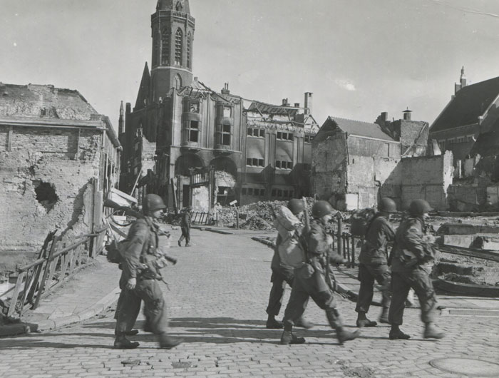 US Soldiers Patrol in Nijmegen