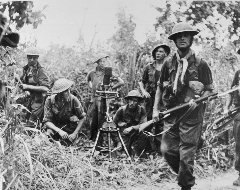 British mortar crew in action