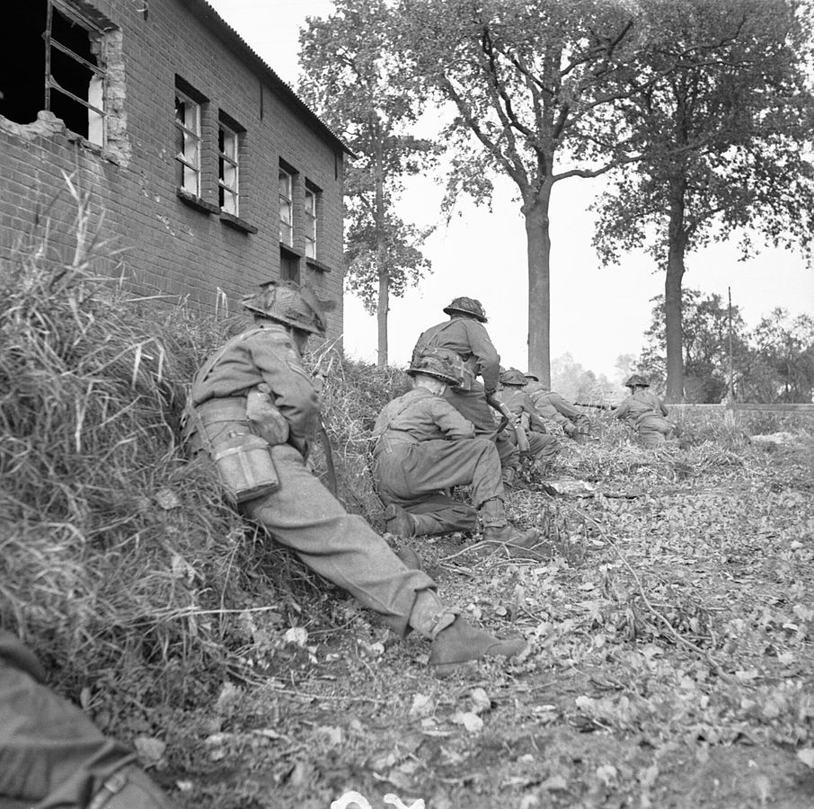 British Infantry Outside Heike