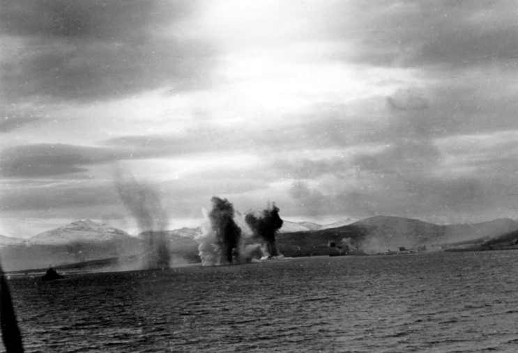 Tirpitz under attack