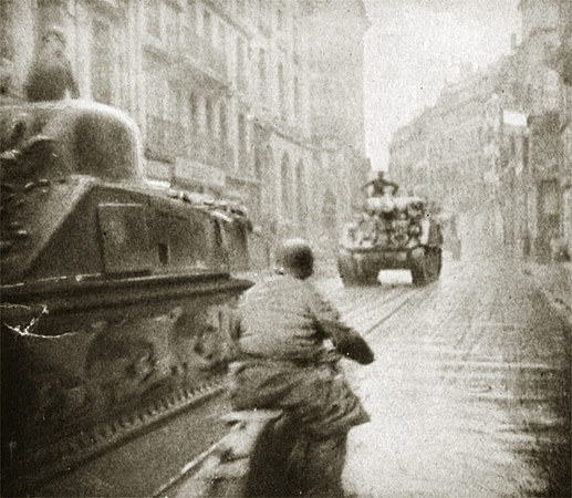 Tanks Enter Strasbourg