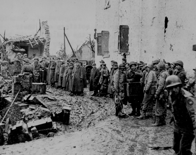 Guarding German Veterans