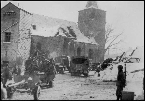 2nd Armored Division entering Dochamps