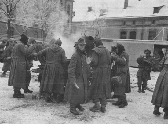 Feeding German POWs