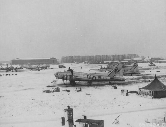 B-17s of the 401st BG