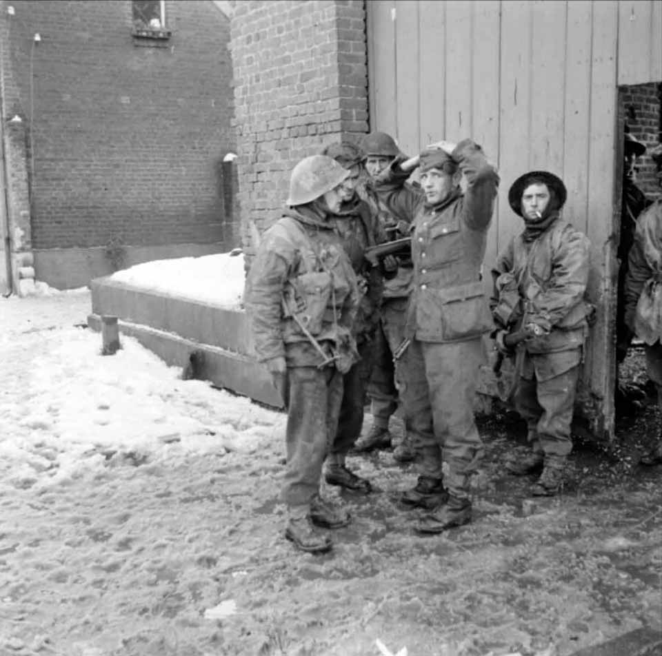 interrogate German prisoners