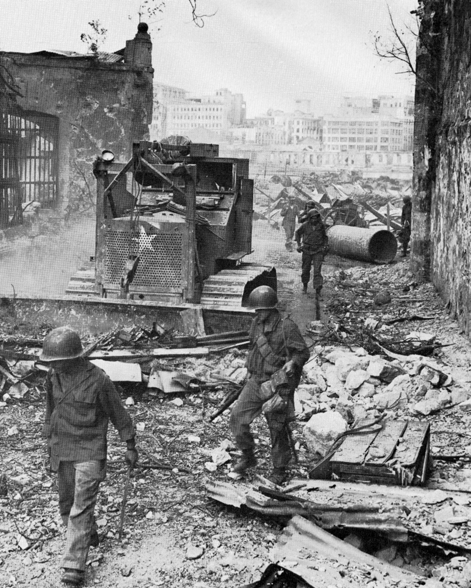 US Troops Fighting in Manila