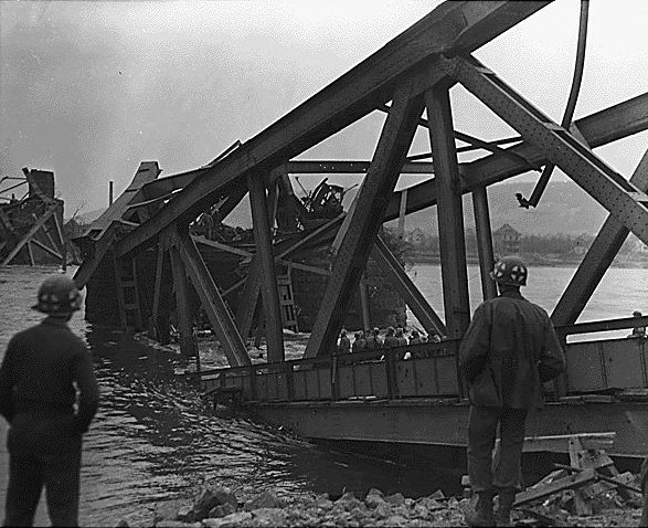 Ludendorff Bridge Shortly after the Collapse