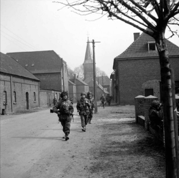 British paratroops in Hamminkeln