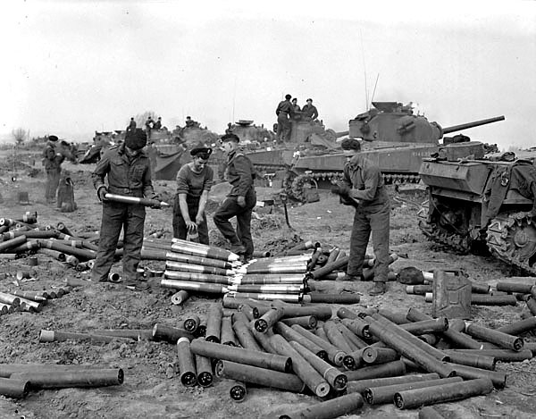 Canadians Stacking 75-mm Shells