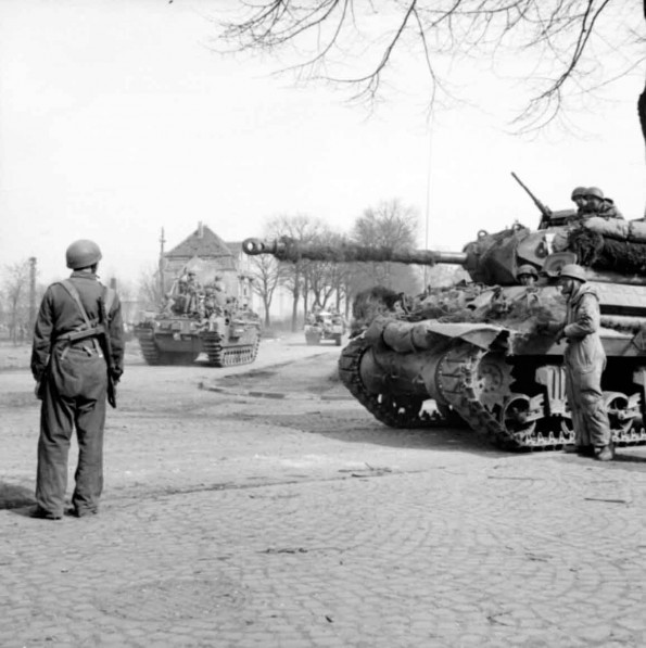 Churchill Tanks Pass Through Dorsten