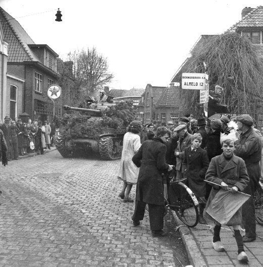 Canadians Enter Deldon, Netherlands