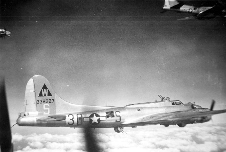 Lewis' Crew's B-17