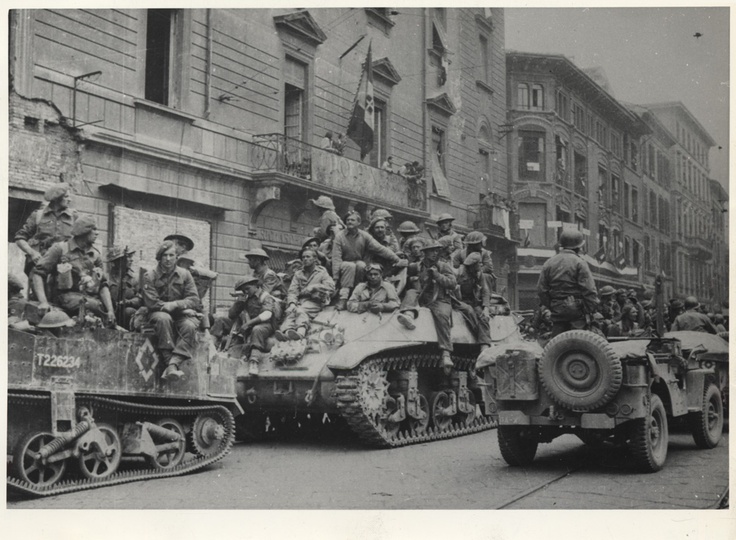 US soldiers liberate Bologna