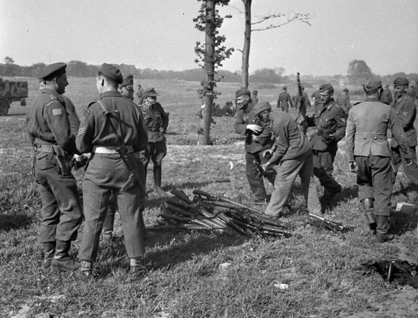 Handing in Weapons in Rotterdam