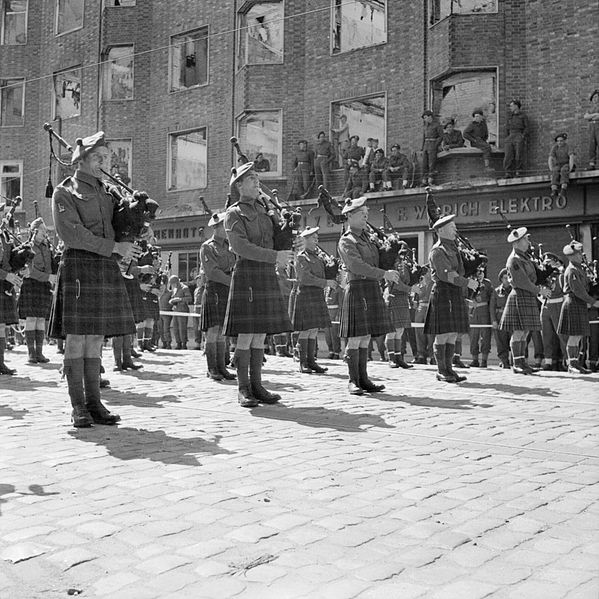 Pipers Playing in Bremerhaven