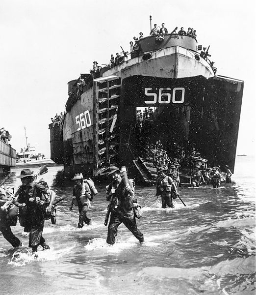 Australian troops land from <i>USS LST-560</i>