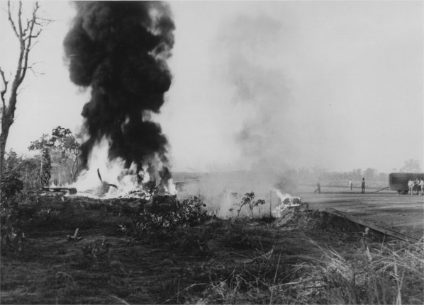 Mosquito Crash on Take Off